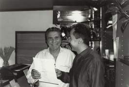 Christophe Bardy et Gilbert Bécaud sur la péniche de l'artiste